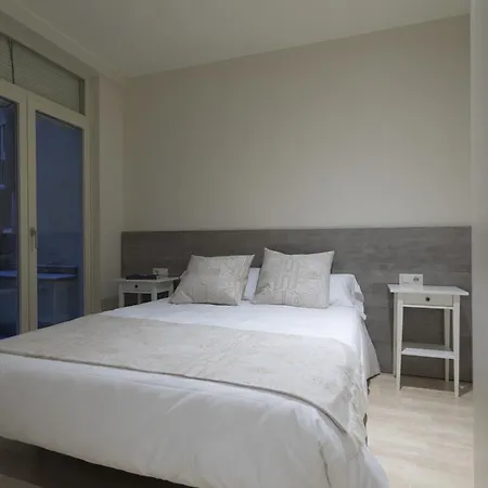 Bravissimo Cort Reial-2a Lejlighed