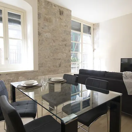 Apartment Bravissimo Cort Reial-2a *