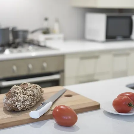 Bravissimo Cort Reial-2a Жирона