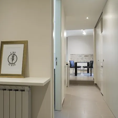 Bravissimo Cort Reial-2a * Жирона